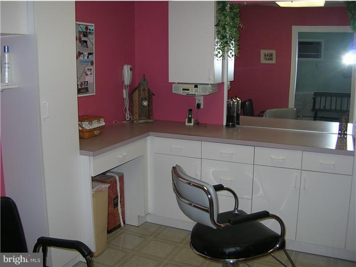 15 Hemlock Road Levittown, PA 19056 - Photo 15 of 22 Office / Study