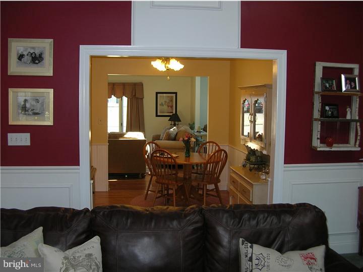 15 Hemlock Road Levittown, PA 19056 - Photo 20 of 22 Gallery Image 20
