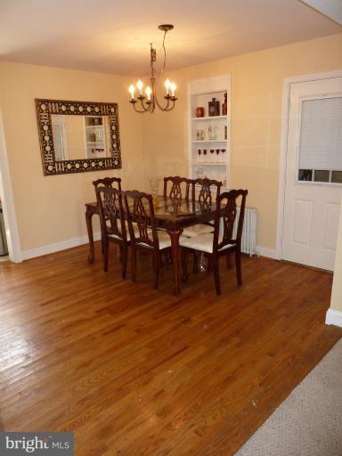 6200 Griffith Road Gaithersburg, MD 20882 - Photo 3 of 19 Dining Room