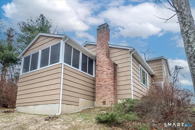 $499,000 | 33 Hickory Hill Road, Brookfield, CT 06804