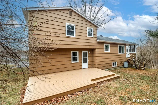 $499,000 | 33 Hickory Hill Road, Brookfield, CT 06804