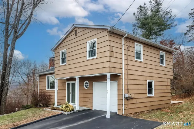 $499,000 | 33 Hickory Hill Road, Brookfield, CT 06804