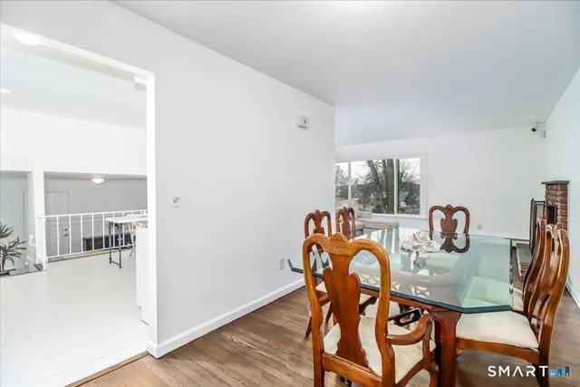 $499,000 | 33 Hickory Hill Road, Brookfield, CT 06804