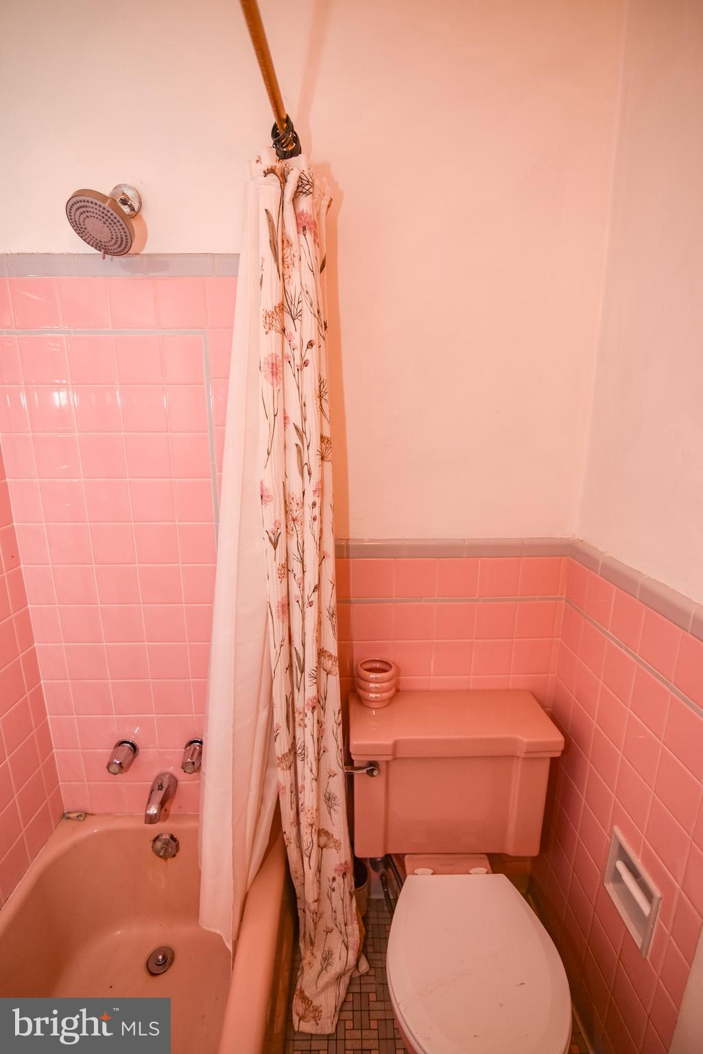 24 Merrymount Road Baltimore, MD 21210 - Photo 26 of 48 a bathroom with a toilet and a shower