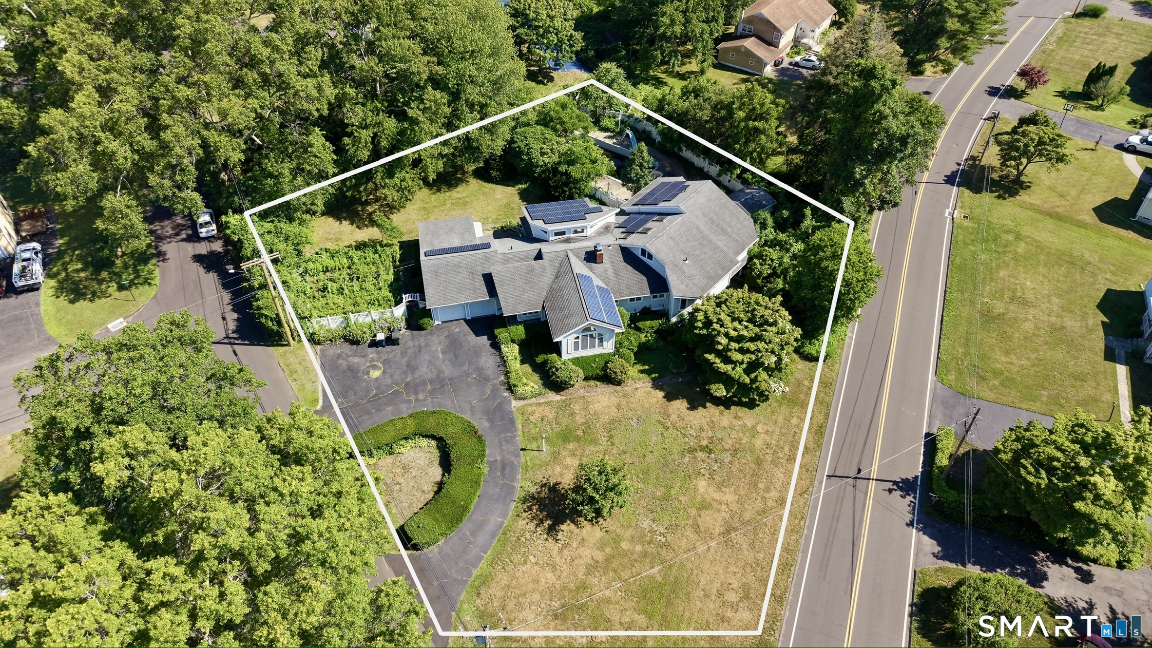 142 Williams Road Trumbull, CT 06611 - Photo 1 of 40