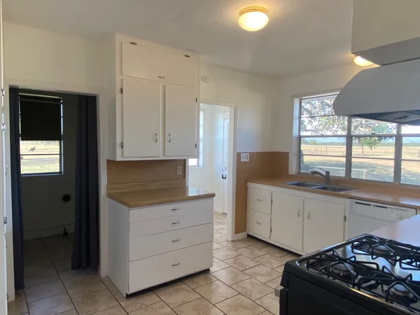 $1,450 | 500 Greasy Bend Road, Smithville, TX 78957