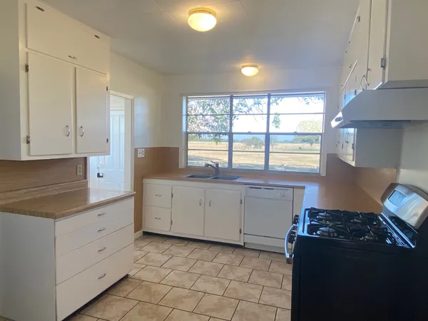 $1,450 | 500 Greasy Bend Road, Smithville, TX 78957