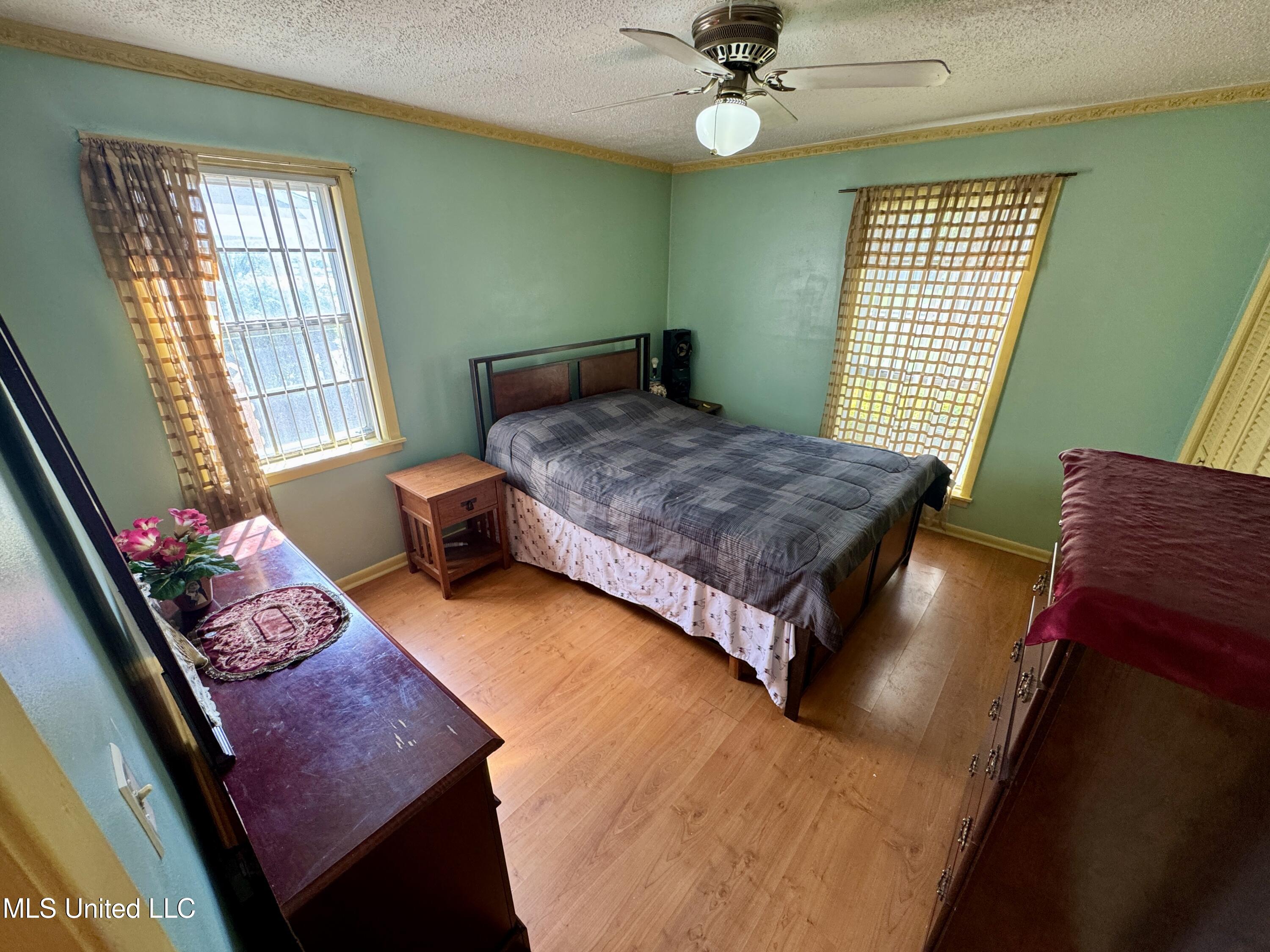 1612 College Street Cleveland, MS 38732 - Photo 12 of 26 IMG_2227