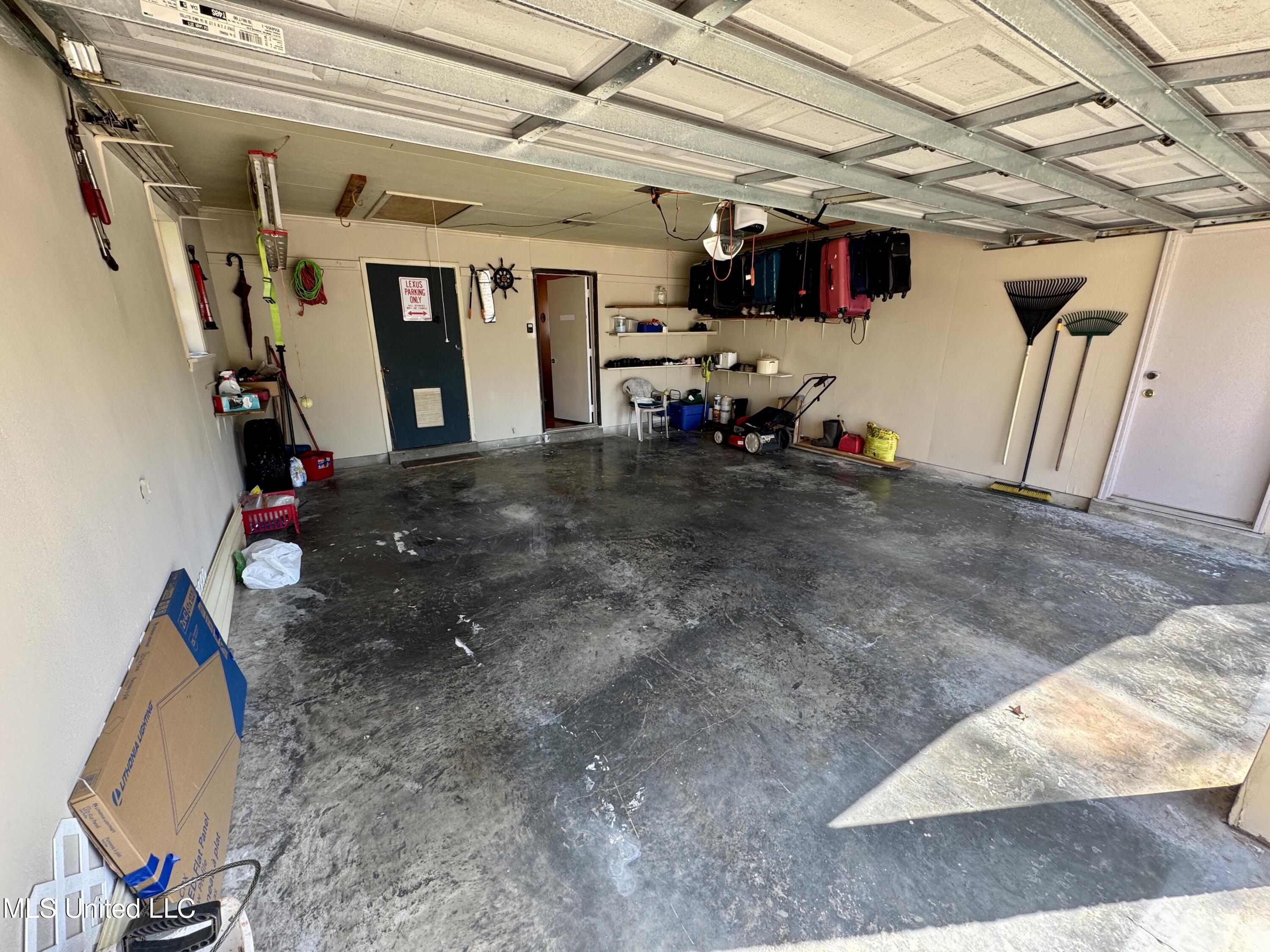 1612 College Street Cleveland, MS 38732 - Photo 20 of 26 IMG_2235