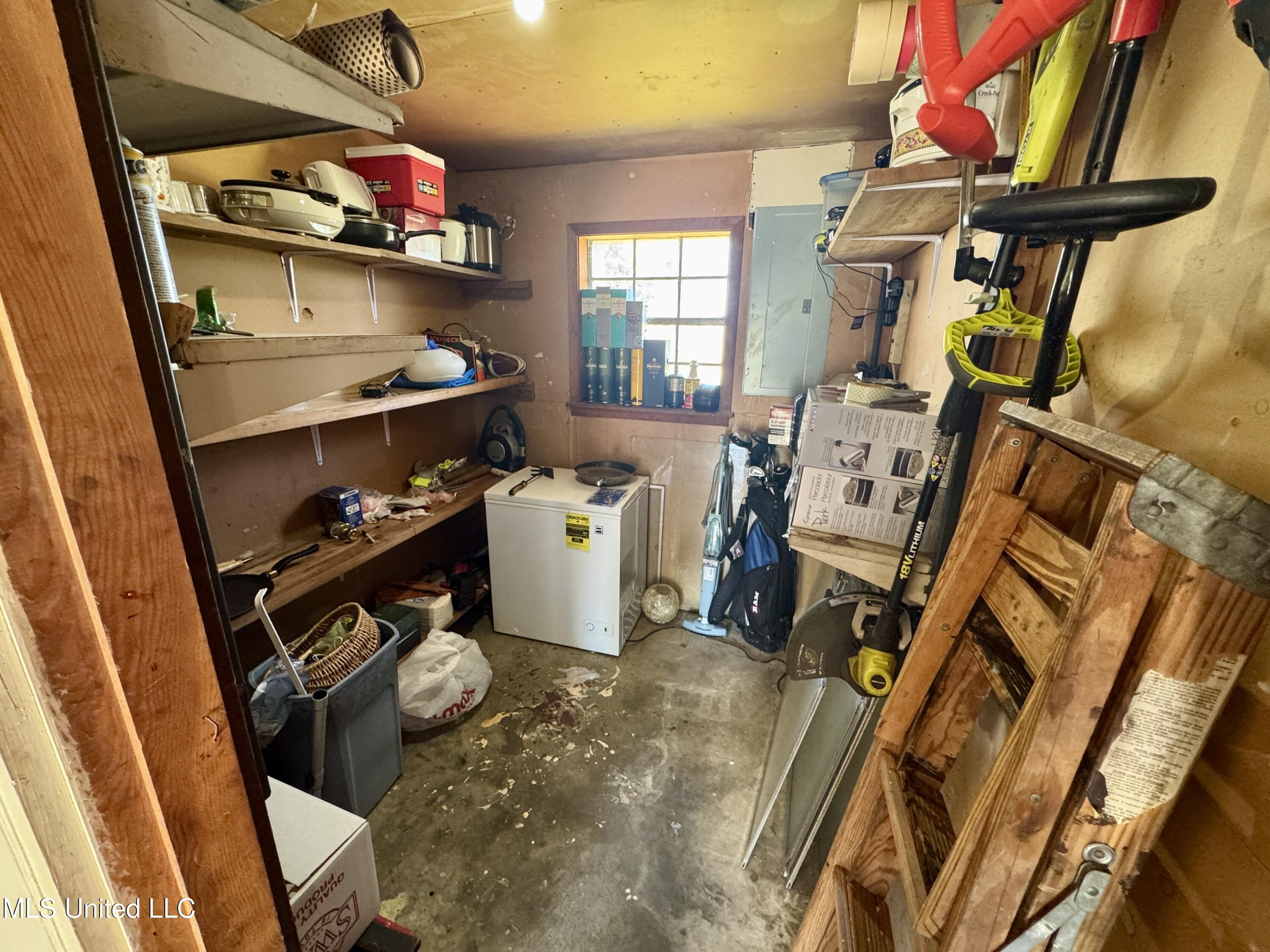 1612 College Street Cleveland, MS 38732 - Photo 21 of 26 IMG_2236