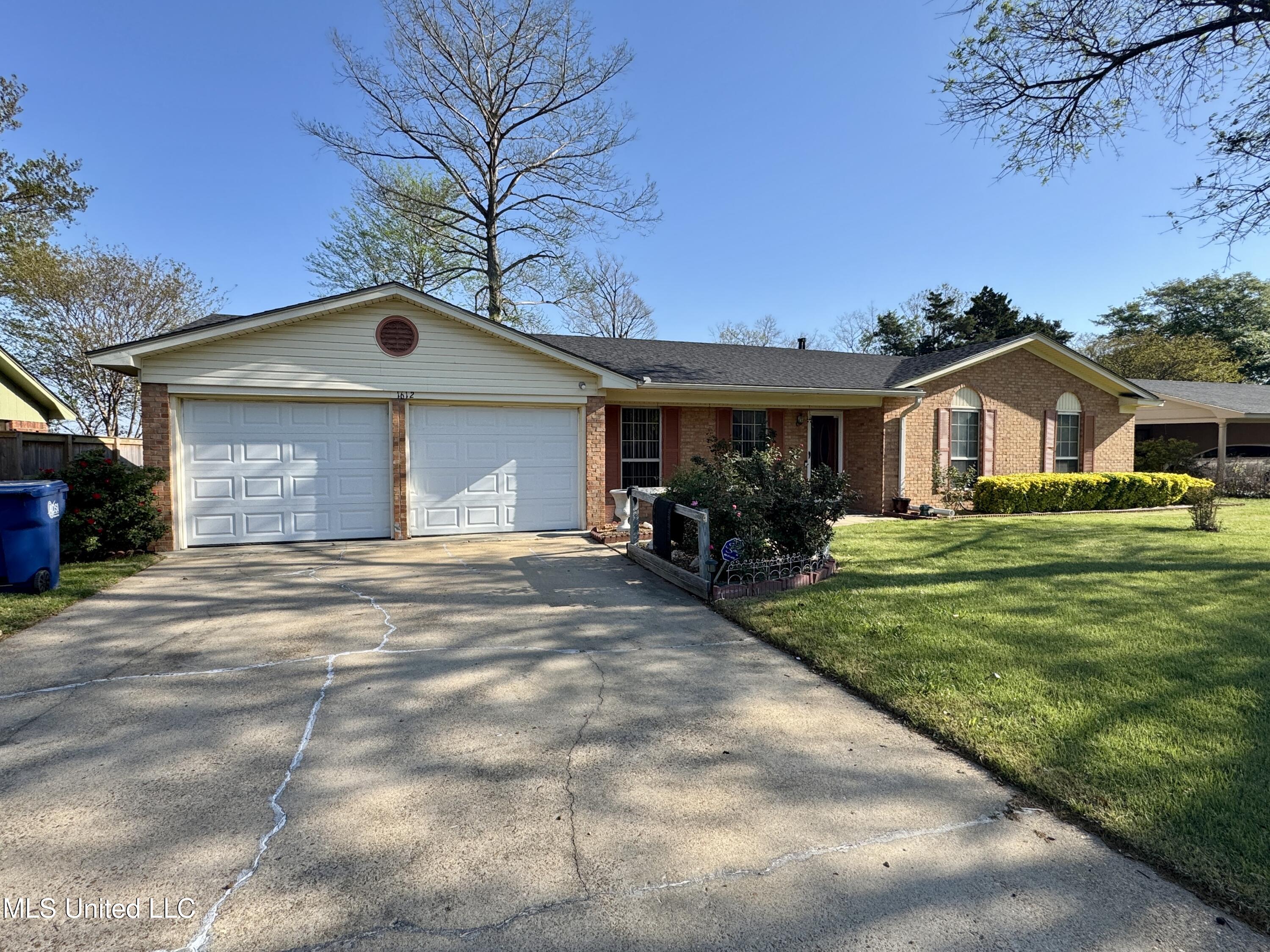 1612 College Street Cleveland, MS 38732 - Photo 22 of 26 IMG_2211