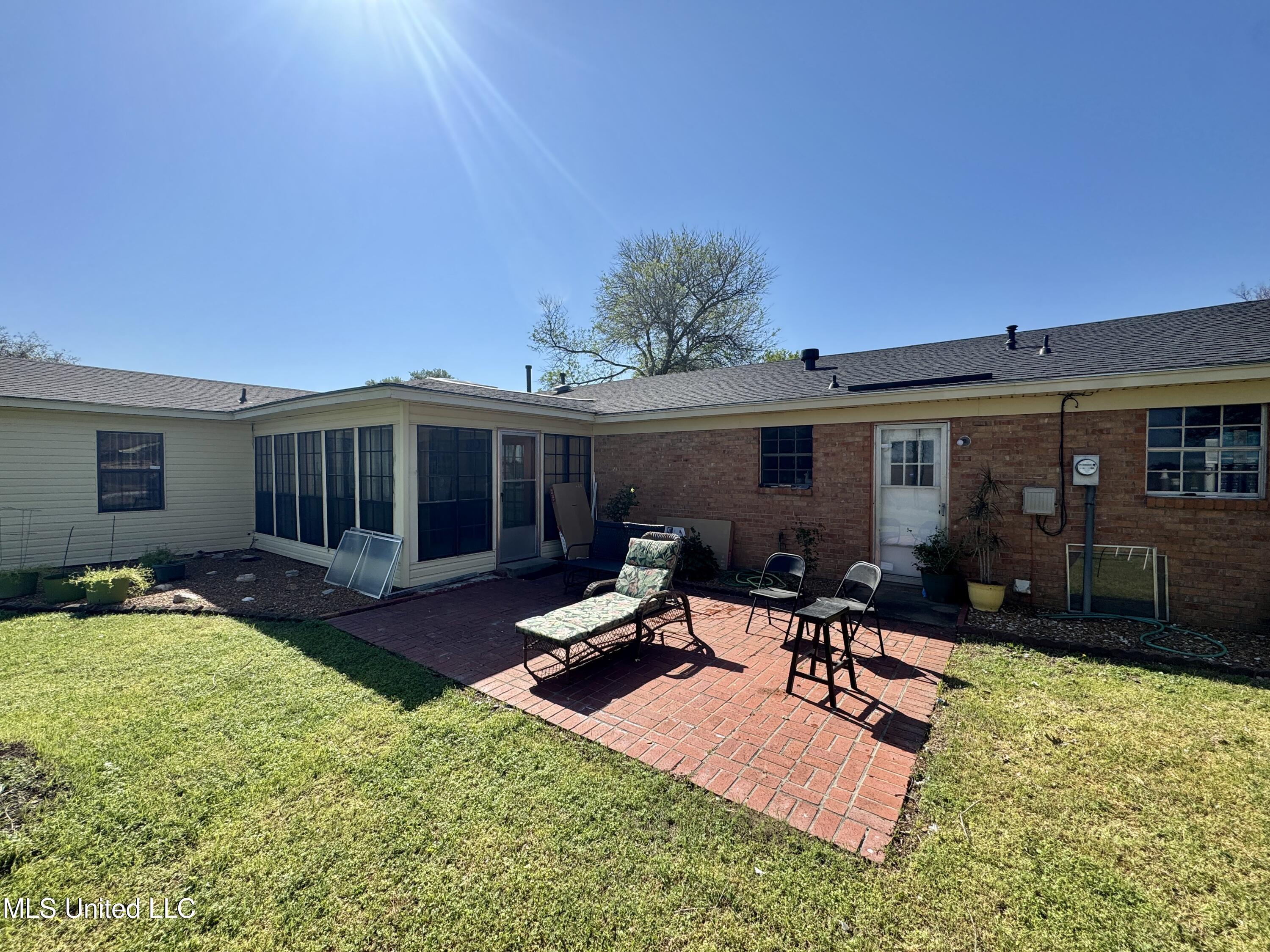 1612 College Street Cleveland, MS 38732 - Photo 24 of 26 IMG_2214