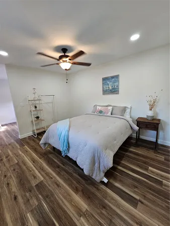 $1,100 | 3126 Ohio Street, Unit B, Baytown, TX 77520