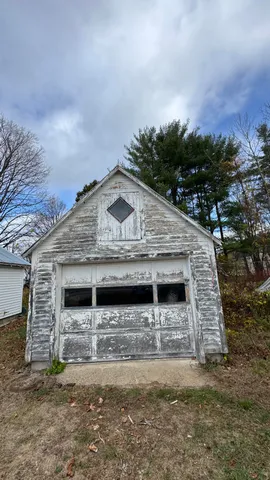 $125,000 | 8 Pleasant Street, Fryeburg, ME 04037