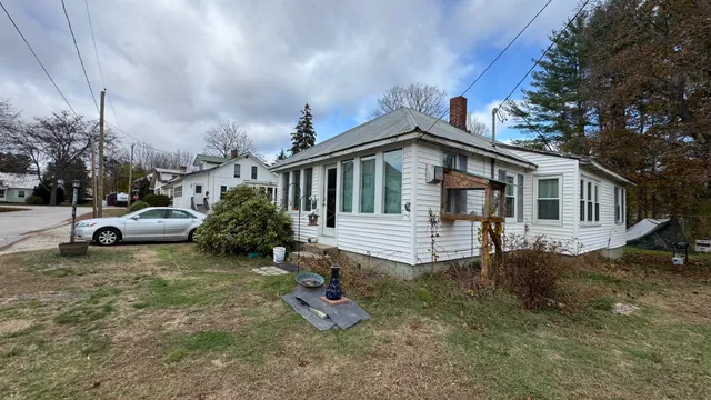 $125,000 | 8 Pleasant Street, Fryeburg, ME 04037