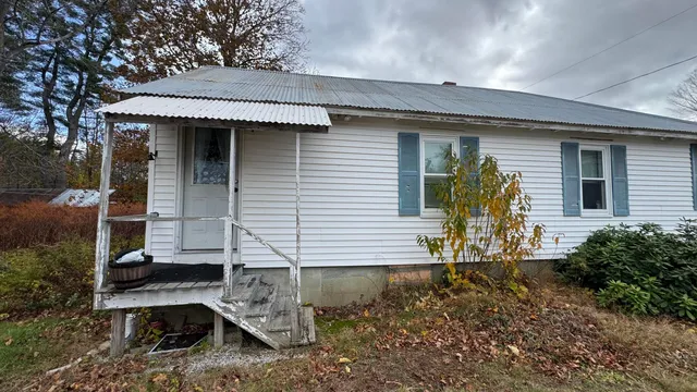 $125,000 | 8 Pleasant Street, Fryeburg, ME 04037