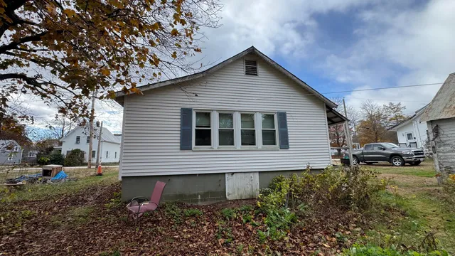 $125,000 | 8 Pleasant Street, Fryeburg, ME 04037