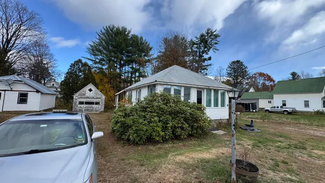 $125,000 | 8 Pleasant Street, Fryeburg, ME 04037