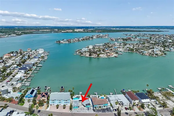 $1,400,000 | 14257 North Bayshore Drive, Madeira Beach, FL 33708