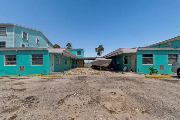 $1,400,000 | 14257 North Bayshore Drive, Madeira Beach, FL 33708