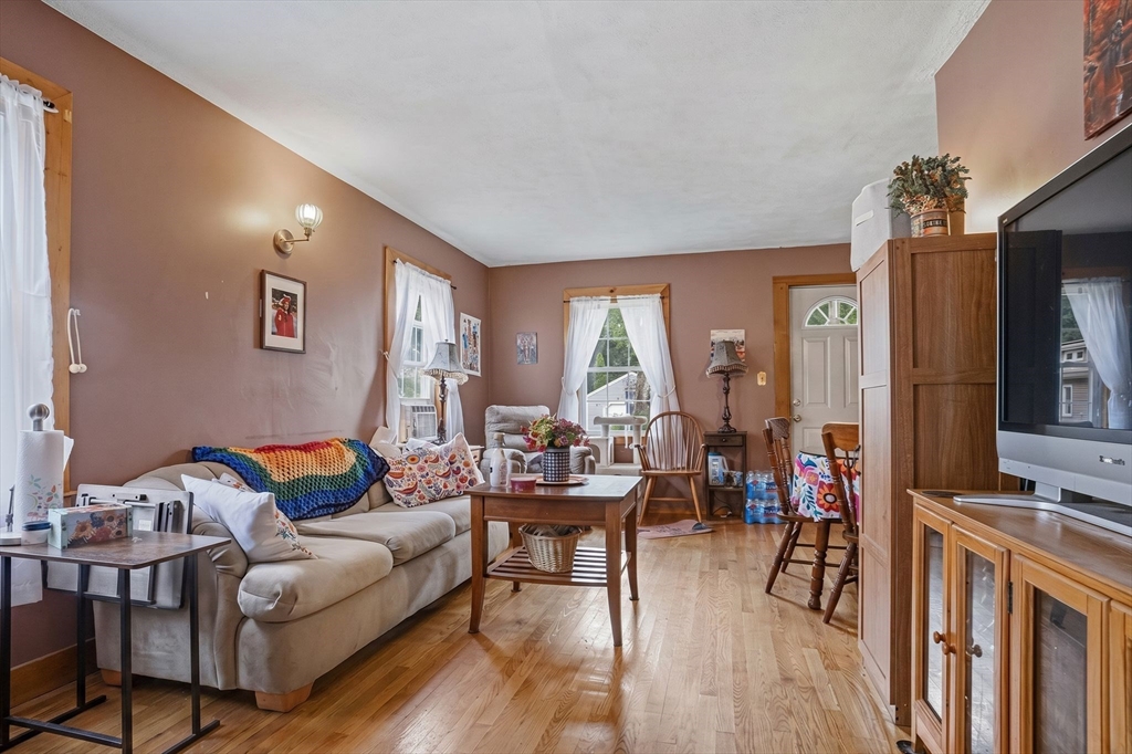 20 Baker Street Hanson, MA 02341 - Photo 9 of 41