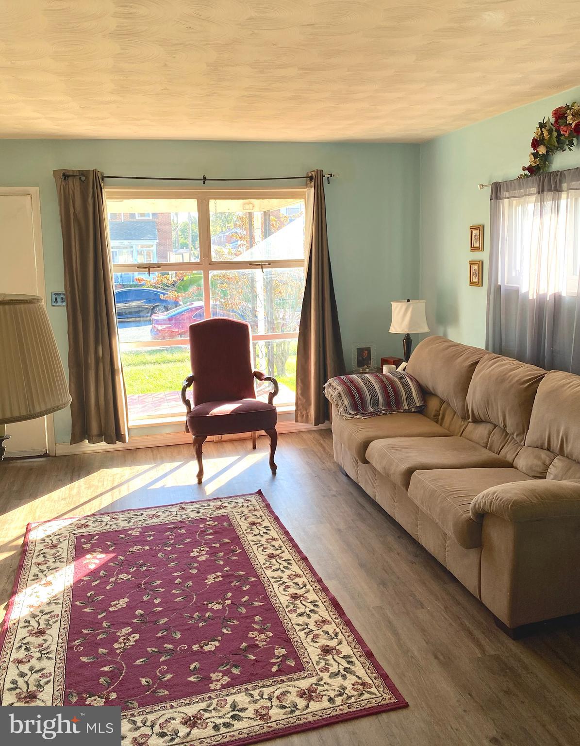2740 Kirkleigh Road Dundalk, MD 21222 - Photo 4 of 12 Gallery Image 4