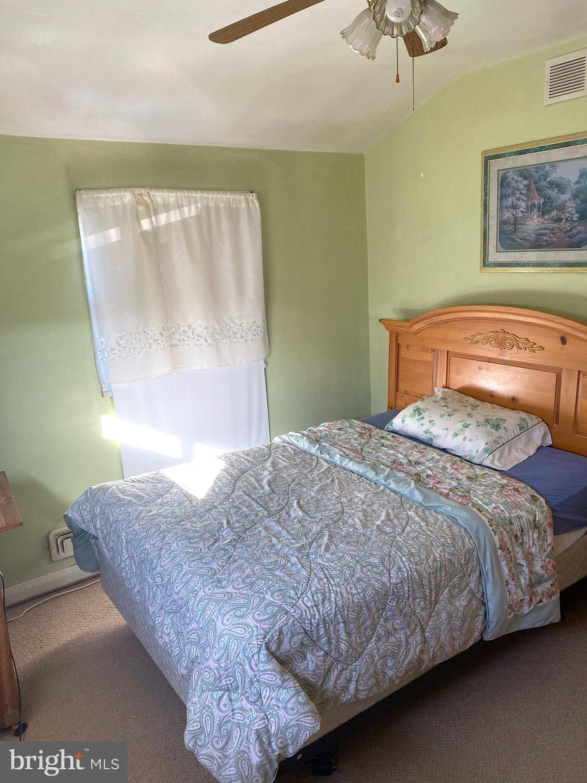 2740 Kirkleigh Road Dundalk, MD 21222 - Photo 6 of 12 Gallery Image 6