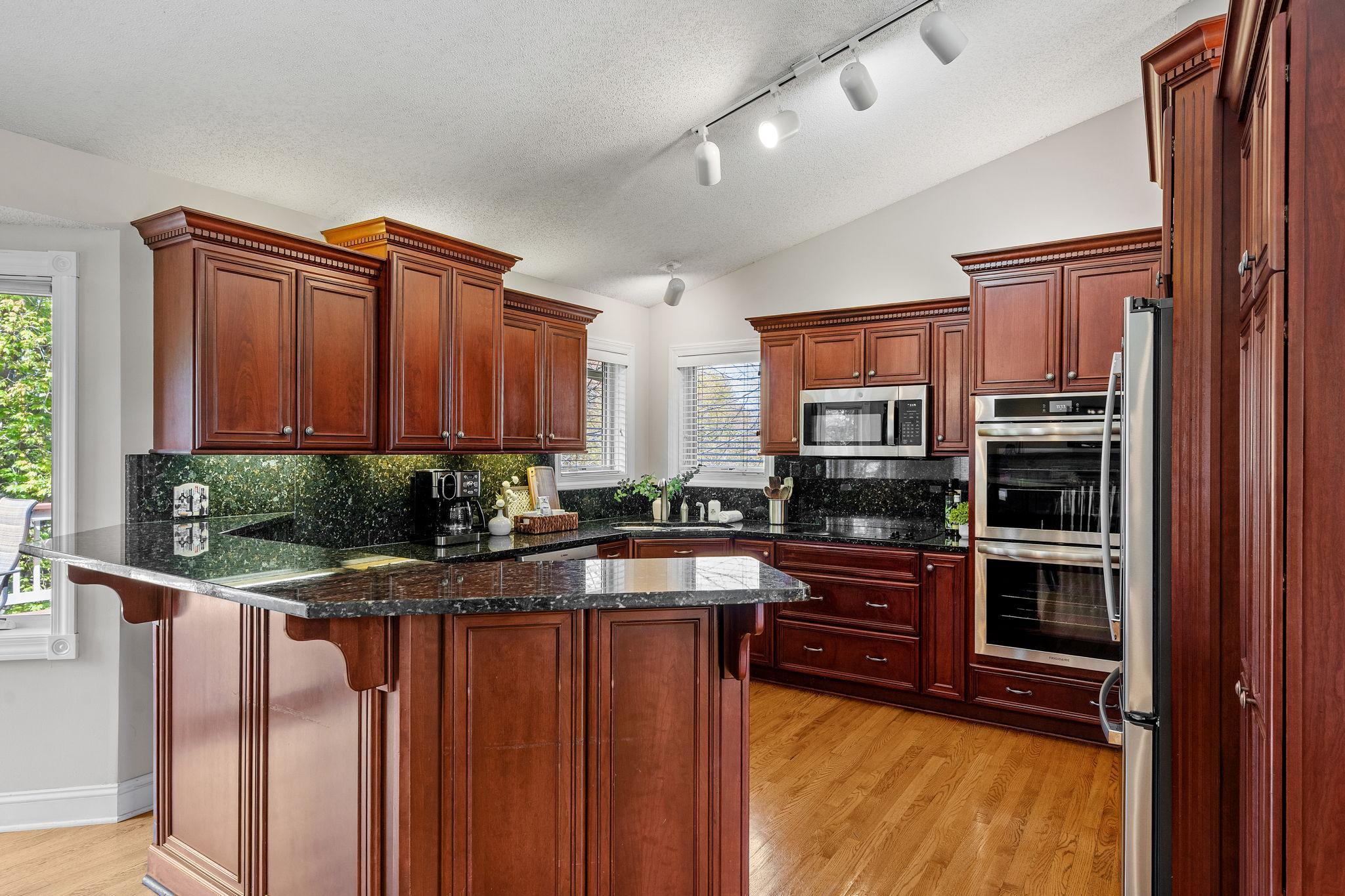 11239 Apennine Way Inver Grove Heights, MN 55077 - Photo 20 of 65