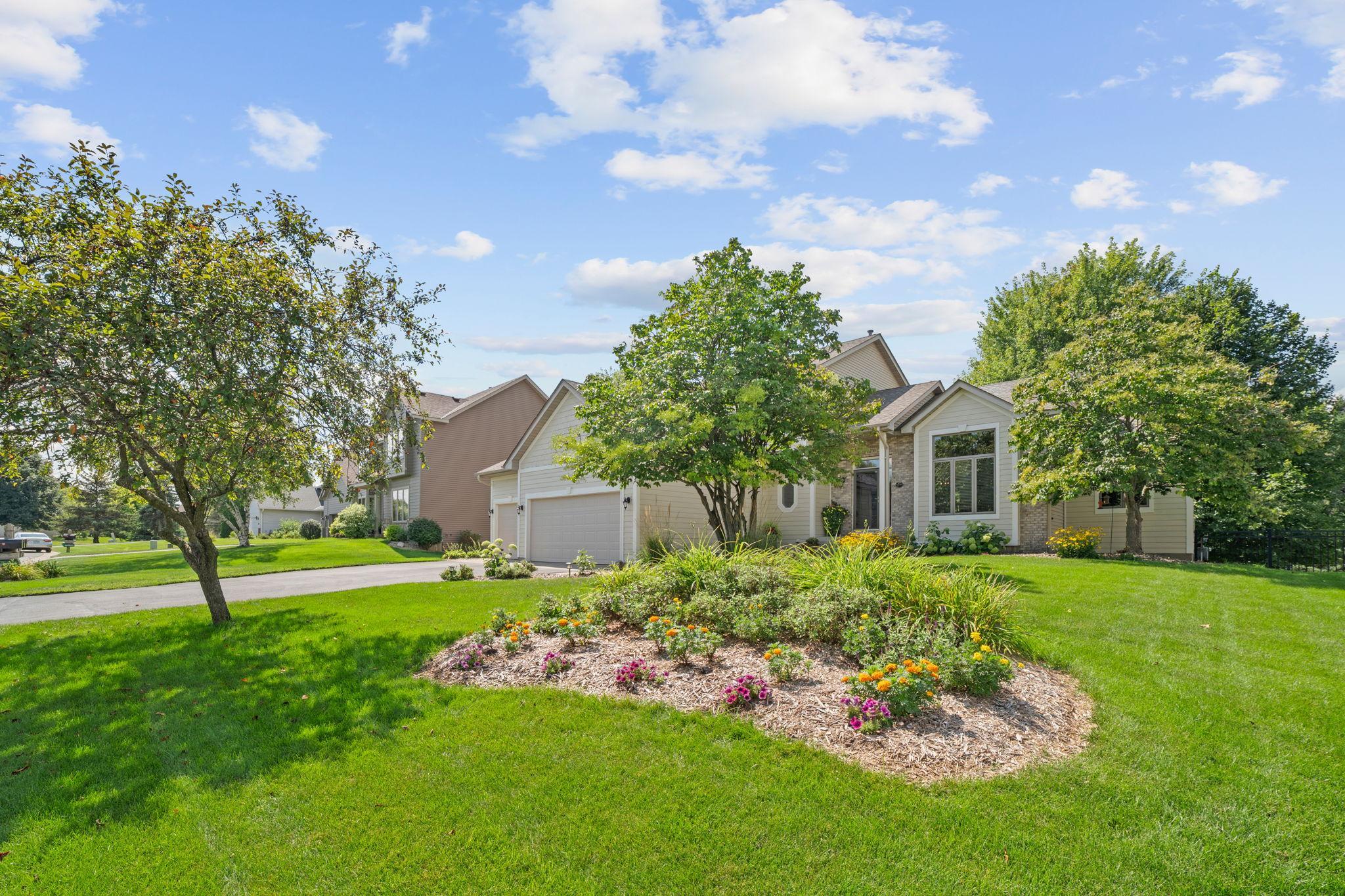11239 Apennine Way Inver Grove Heights, MN 55077 - Photo 2 of 65