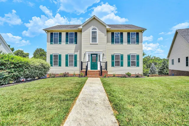$530,000 | 1744 High Gate Lane, Salem, VA 24153