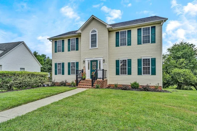 $530,000 | 1744 High Gate Lane, Salem, VA 24153