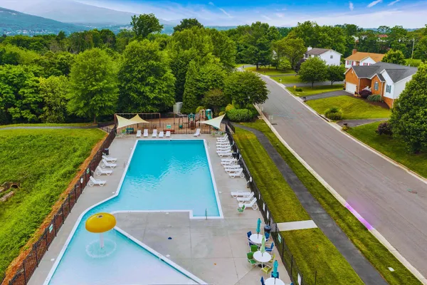 $520,000 | 1744 High Gate Lane, Salem, VA 24153
