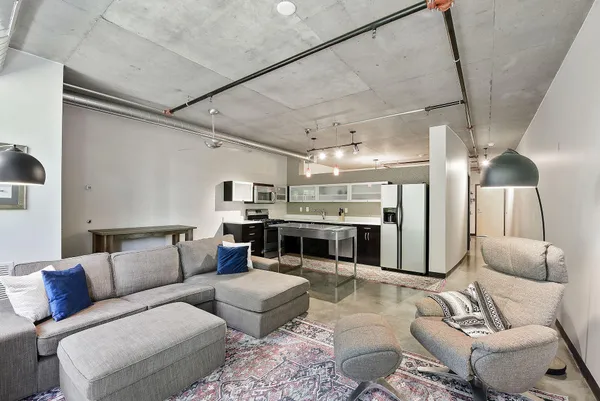 $2,150 | 730 North 4th Street, Unit 208, Minneapolis, MN 55401