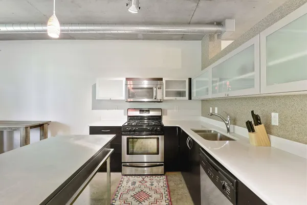 $2,150 | 730 North 4th Street, Unit 208, Minneapolis, MN 55401