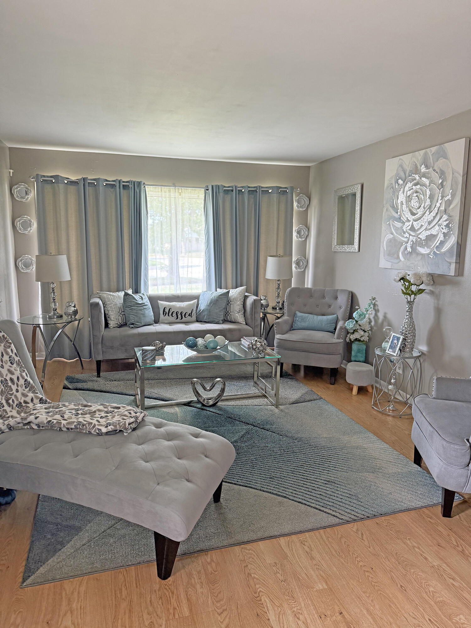 3718 173rd Court Hammond, IN 46323 - Photo 3 of 30 a living room with furniture and a large window