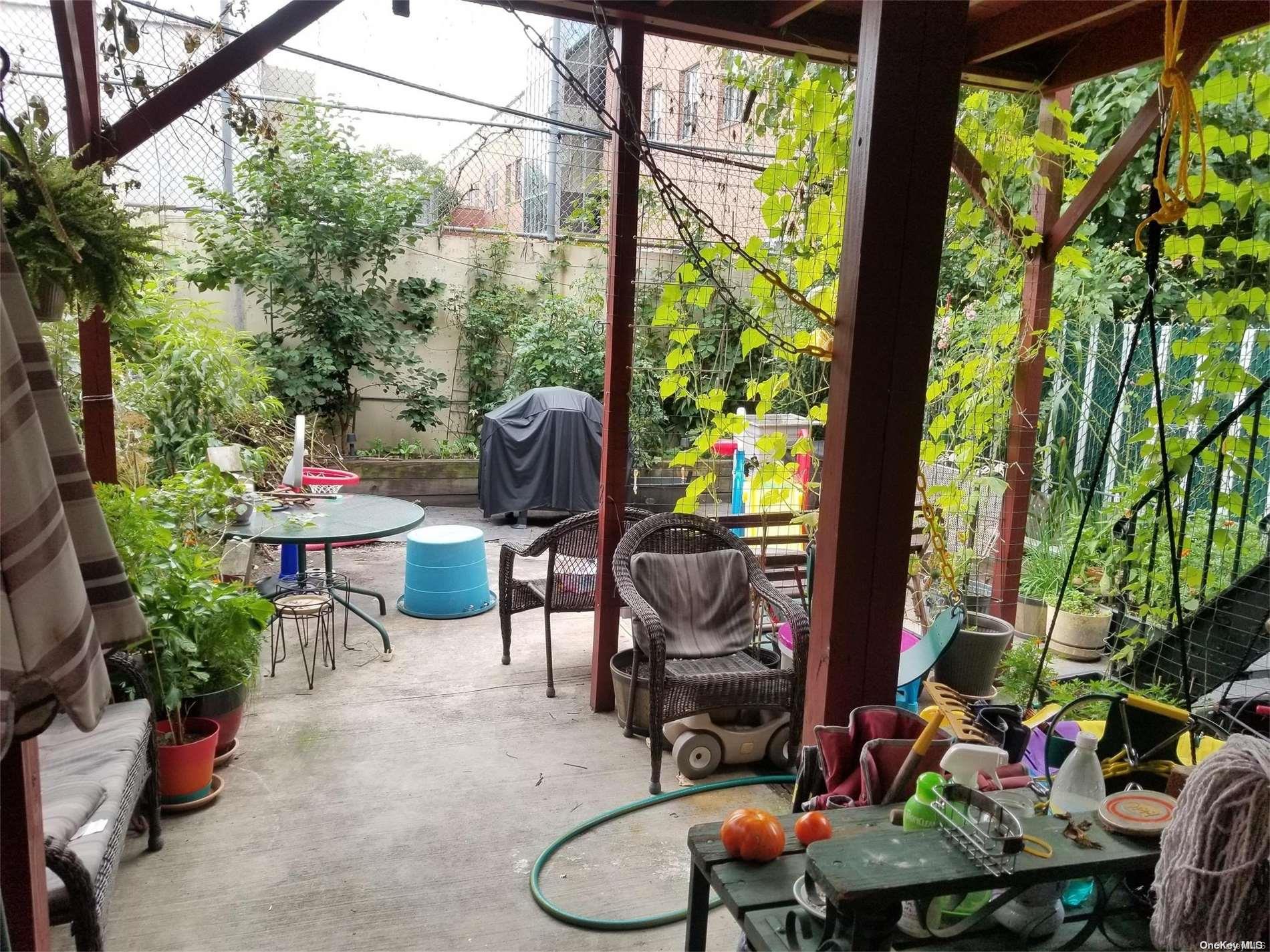 47-10 111th Street Queens, NY 11368 - Photo 3 of 7