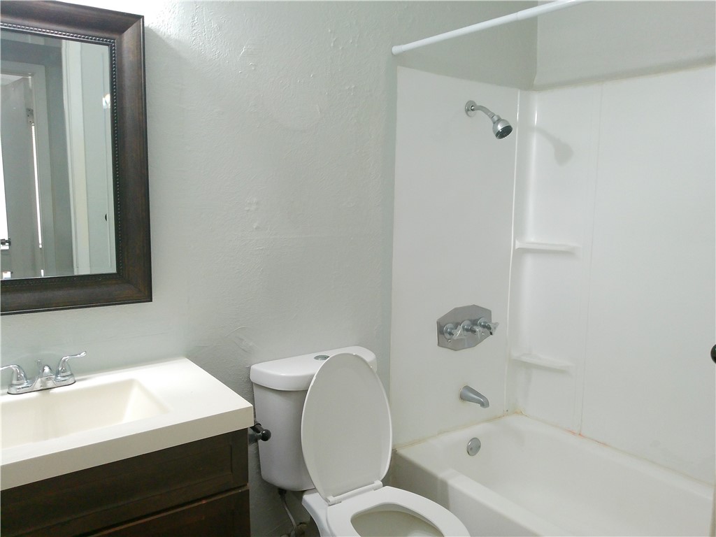 2026 Waldron Road, Unit 205 Corpus Christi, TX 78418 - Photo 7 of 10