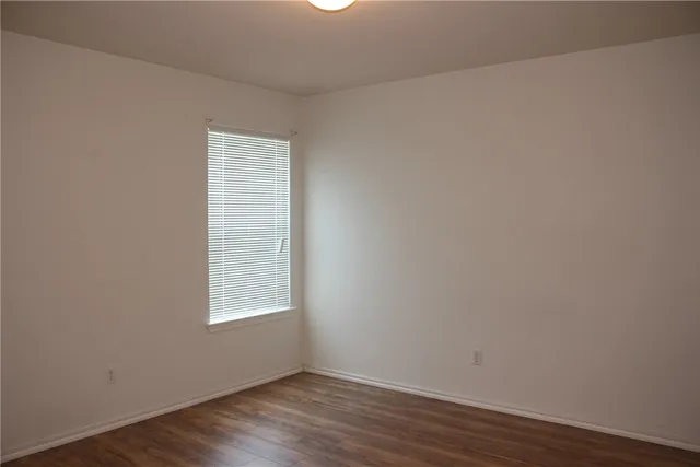 $2,000 | 107 Outfitter Drive, Bastrop, TX 78602