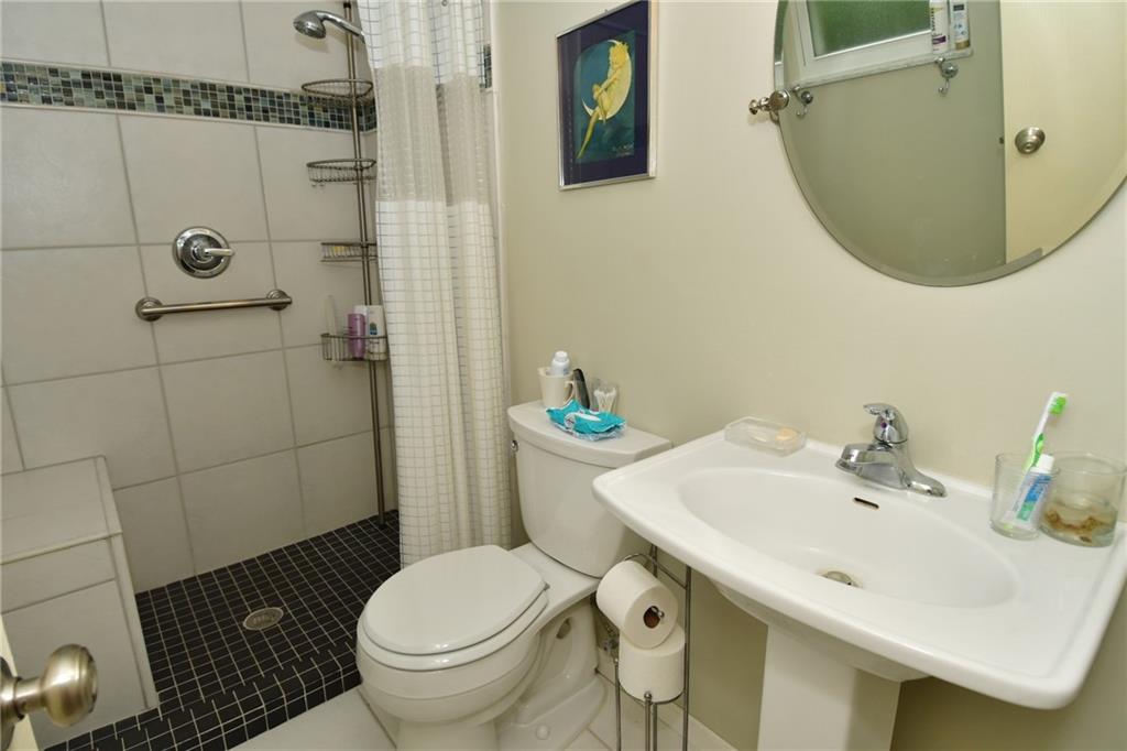 234 Lansdowne Road Indianapolis, IN 46234 - Photo 10 of 17