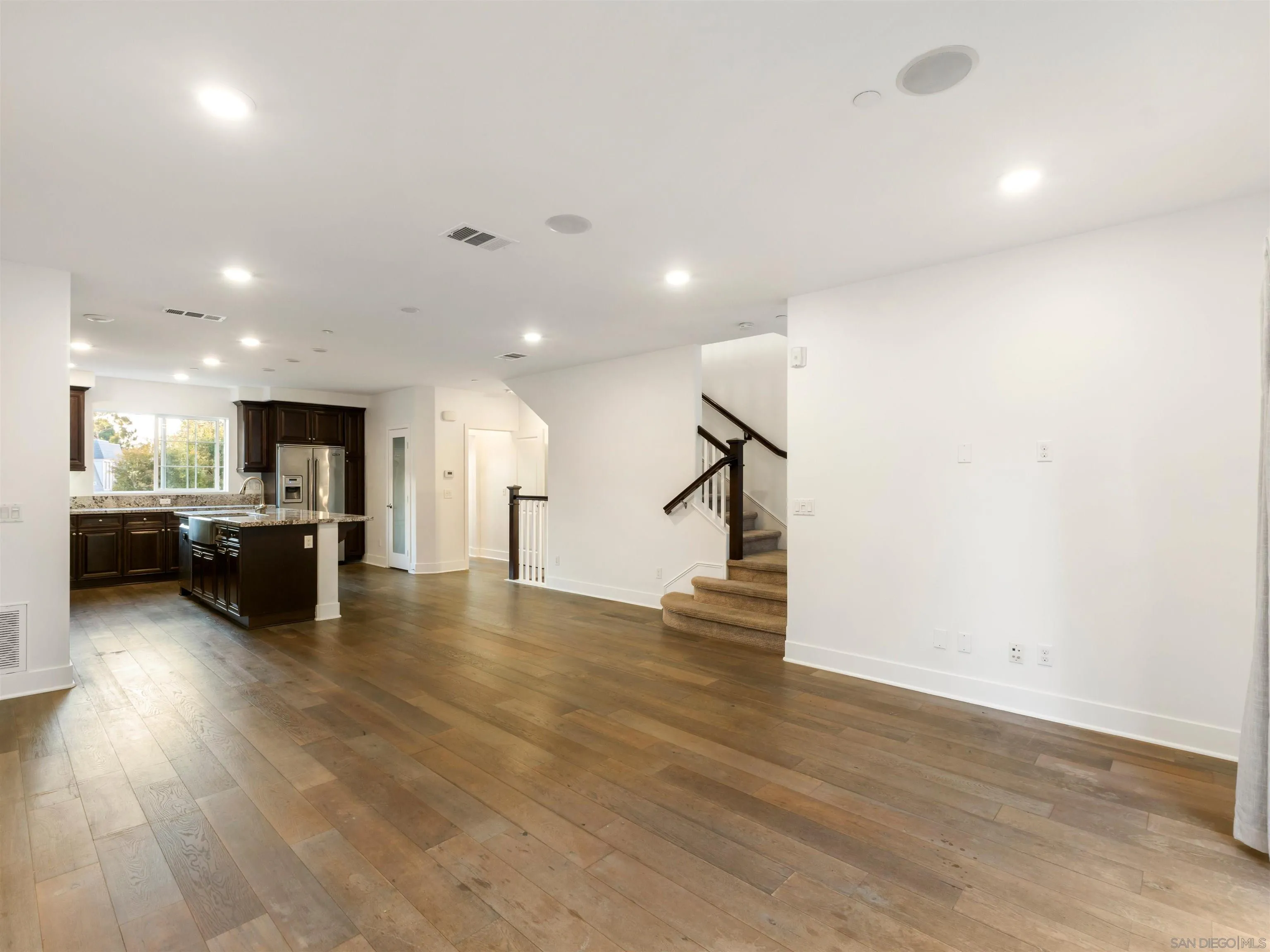 2400 Torrey Pines Road, Unit 112 La Jolla, CA 92037 - Photo 6 of 24