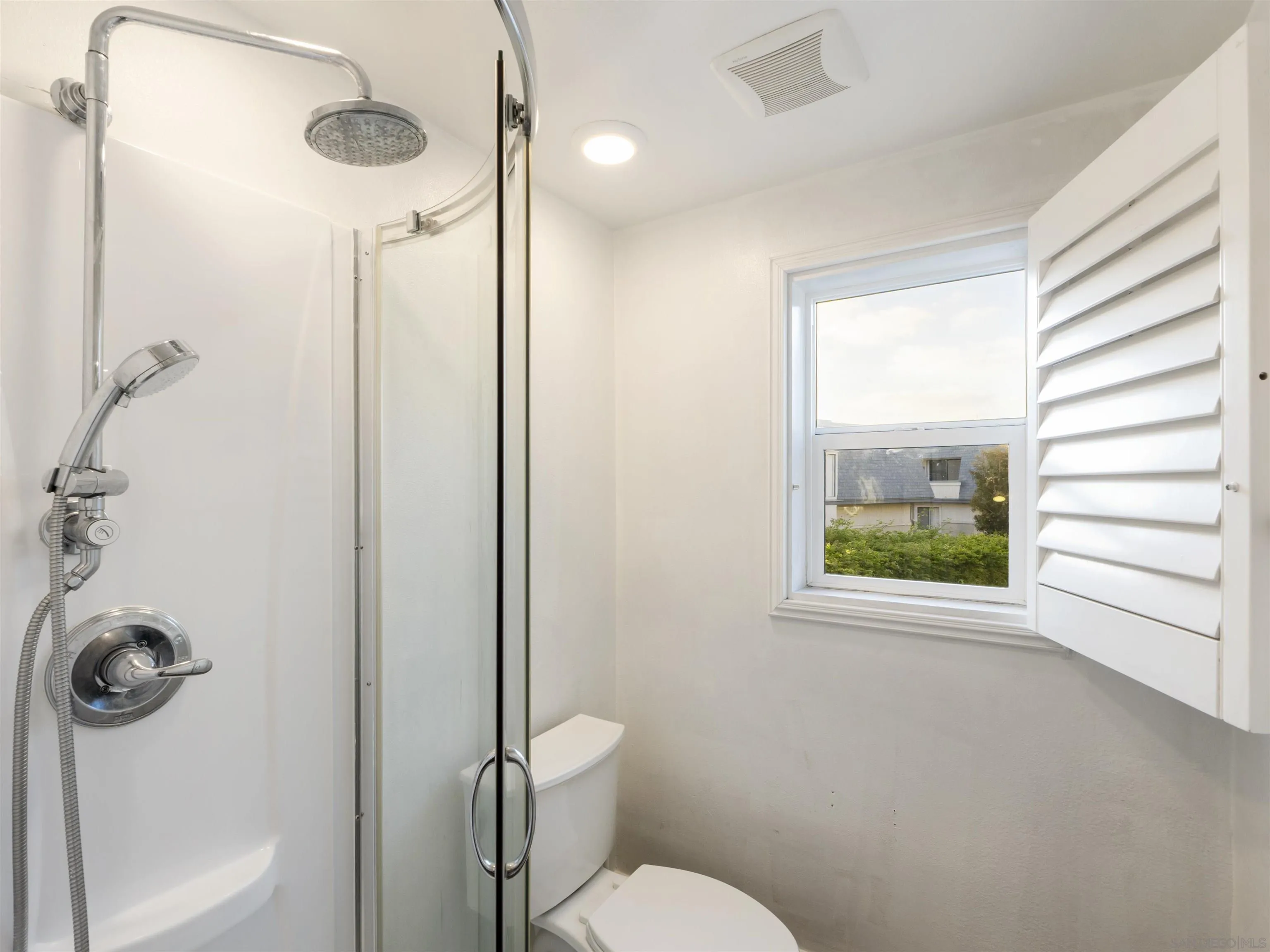 2400 Torrey Pines Road, Unit 112 La Jolla, CA 92037 - Photo 10 of 24