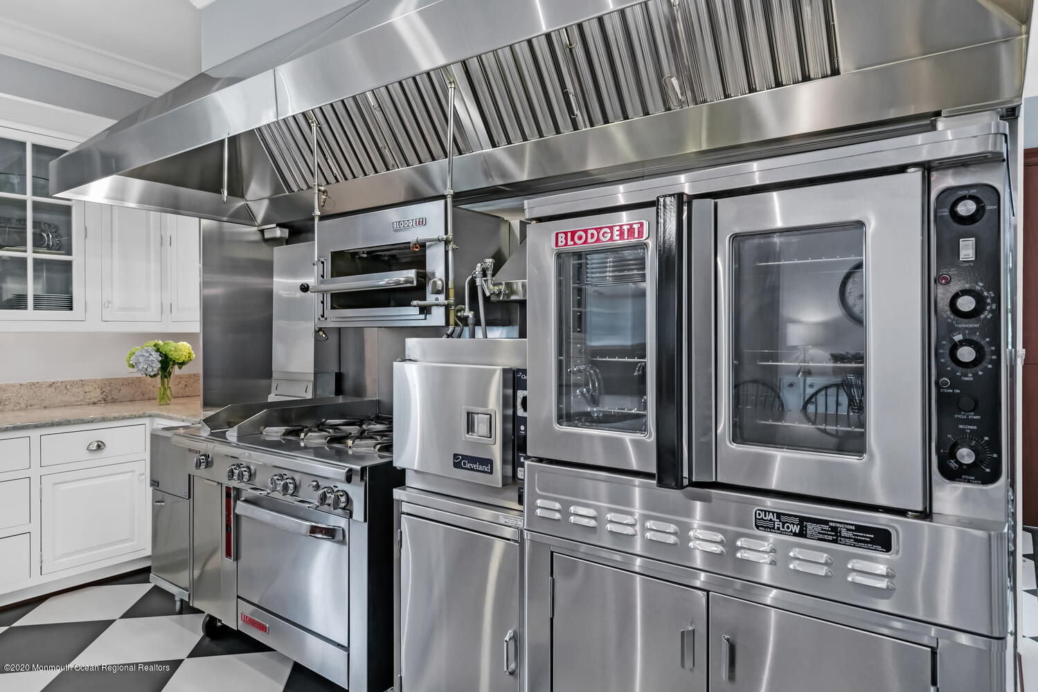 617 Harding Road Little Silver, NJ 07739 - Photo 16 of 40 True Commercial Kitchen