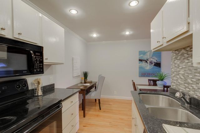 $265,000 | 4425 Westlawn Drive, Unit A203, Nashville, TN 37209