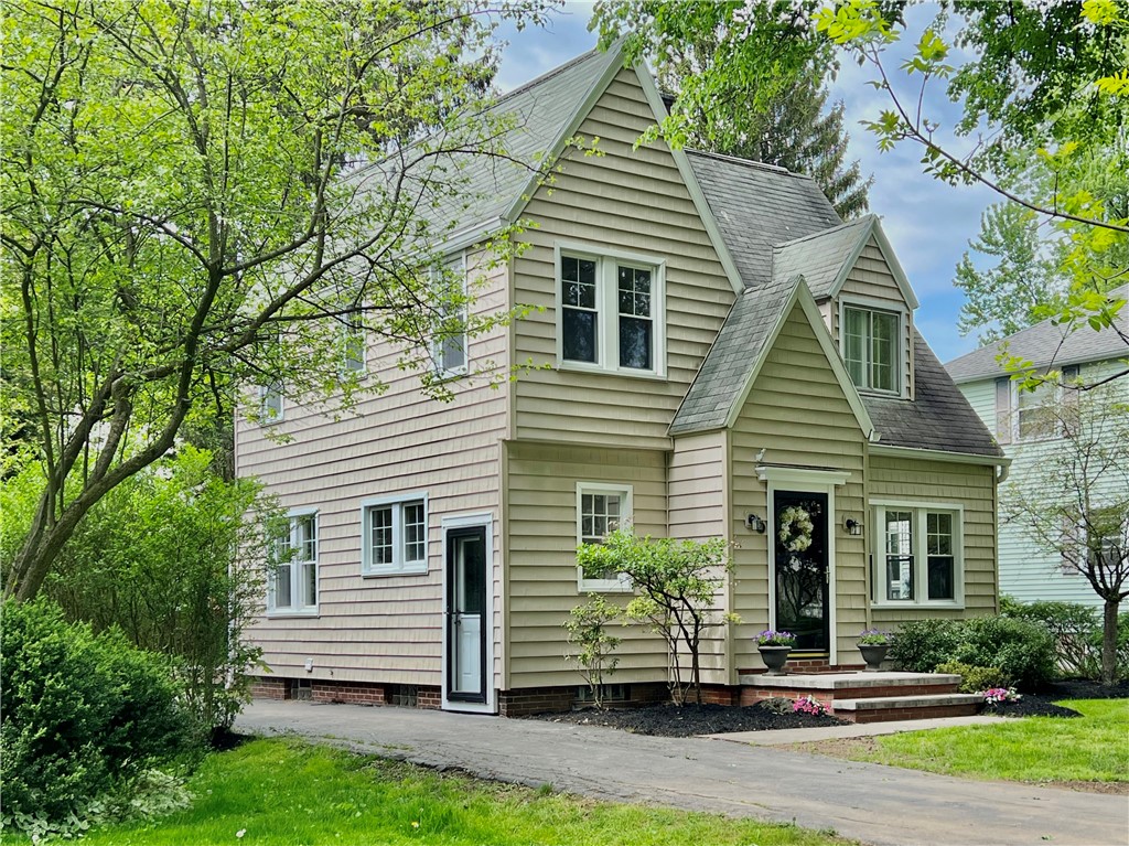 71 Superior Road Brighton, NY 14625 - Photo 1 of 1 Welcome to 71 Superior Road! A charming turnkey co