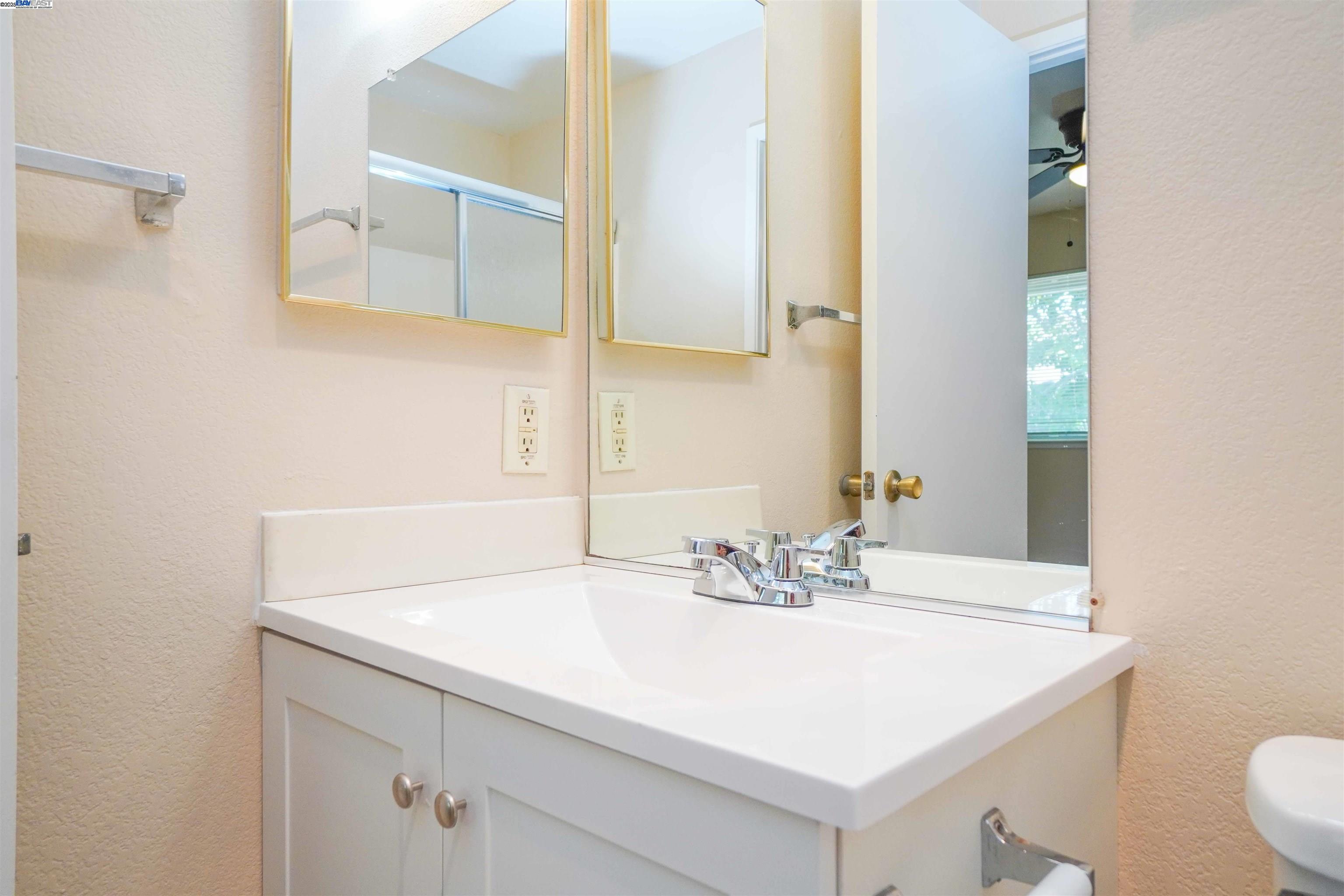 3670 Silver Oaks Way, Unit E Livermore, CA 94550 - Photo 16 of 26