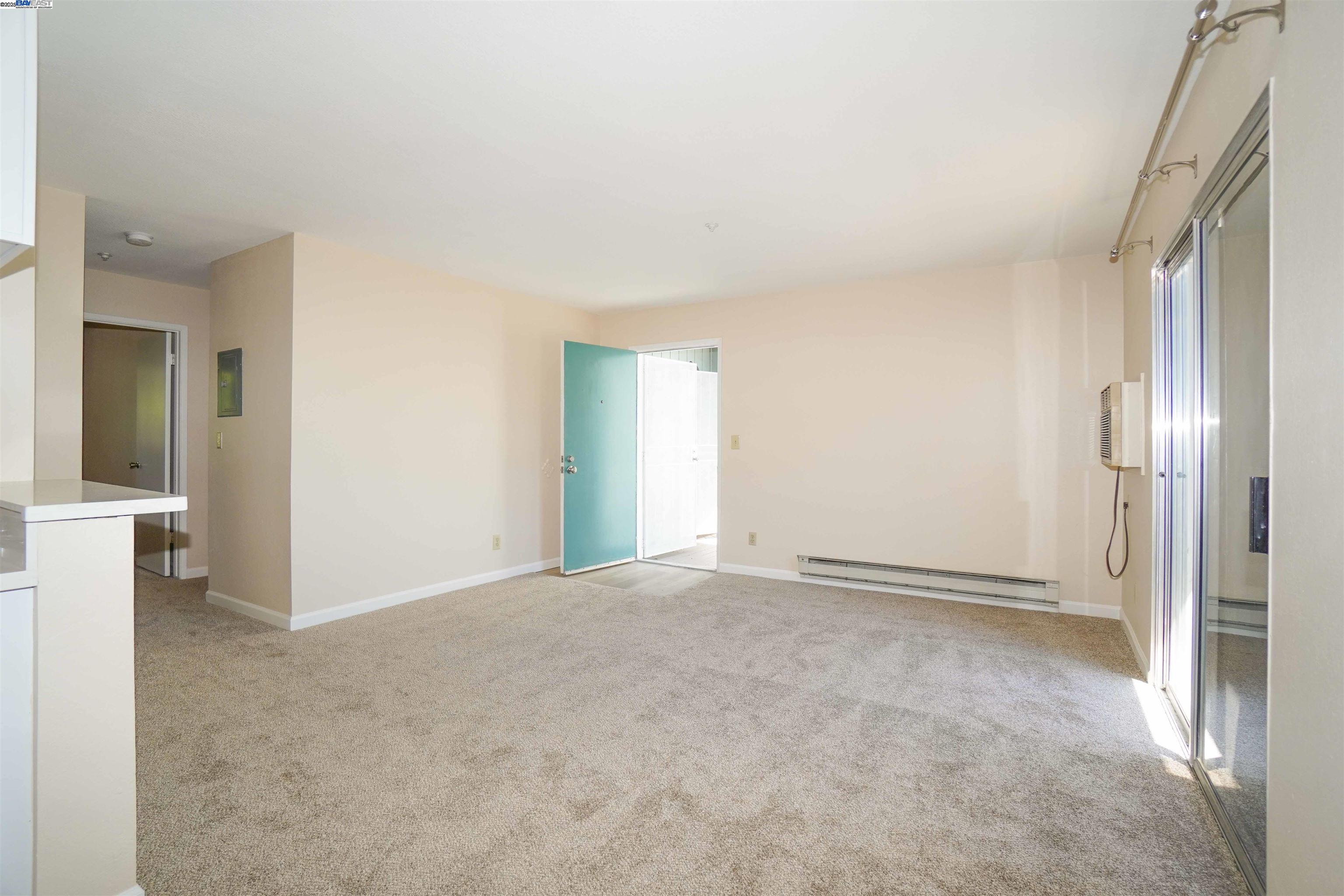 3670 Silver Oaks Way, Unit E Livermore, CA 94550 - Photo 4 of 26