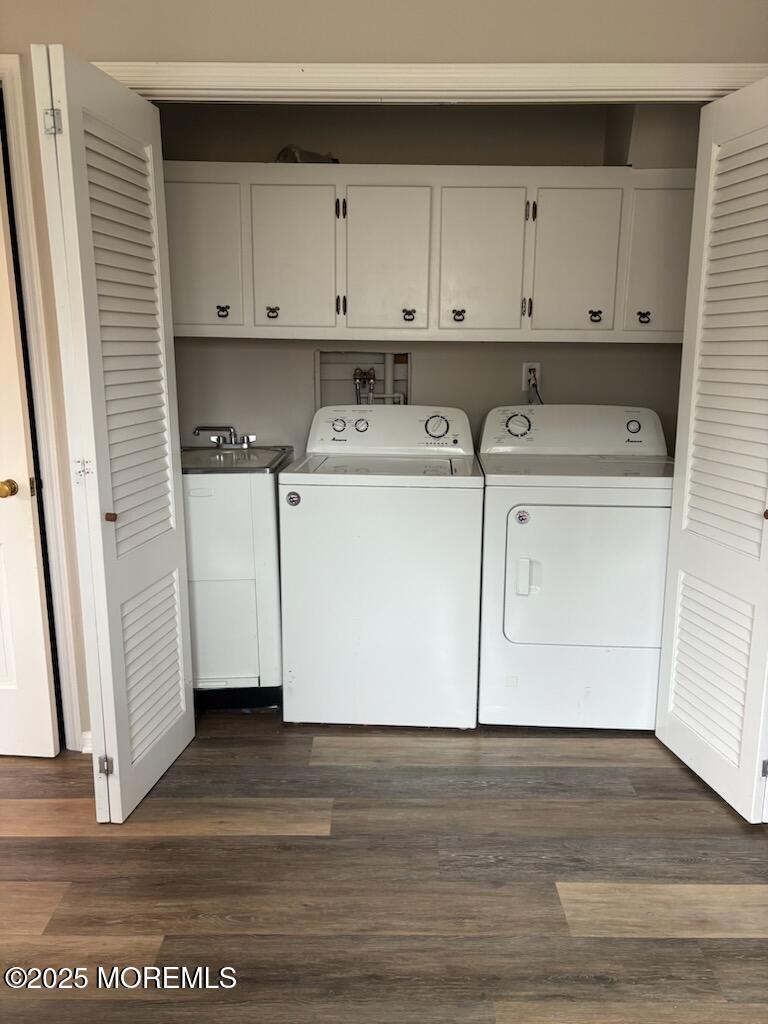 15 Windsor Place Colts Neck, NJ 07722 - Photo 14 of 21 First Floor Laundry