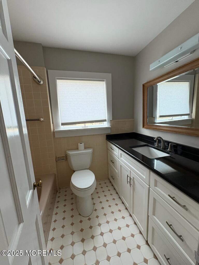 15 Windsor Place Colts Neck, NJ 07722 - Photo 19 of 21 Primary Bath