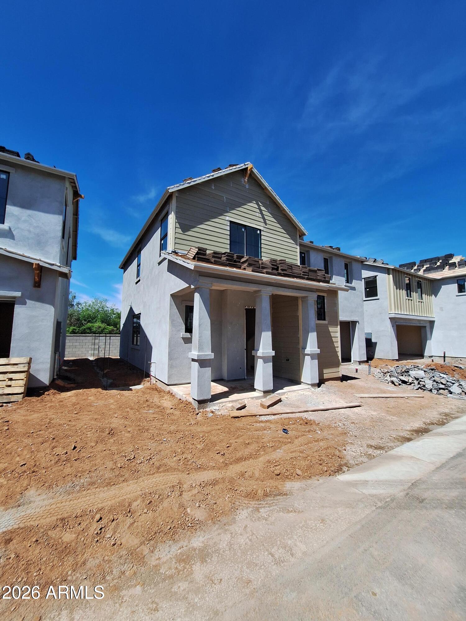 2345 East Stephens Road Gilbert, AZ 85296 - Photo 4 of 6 a front view of a house with a yard