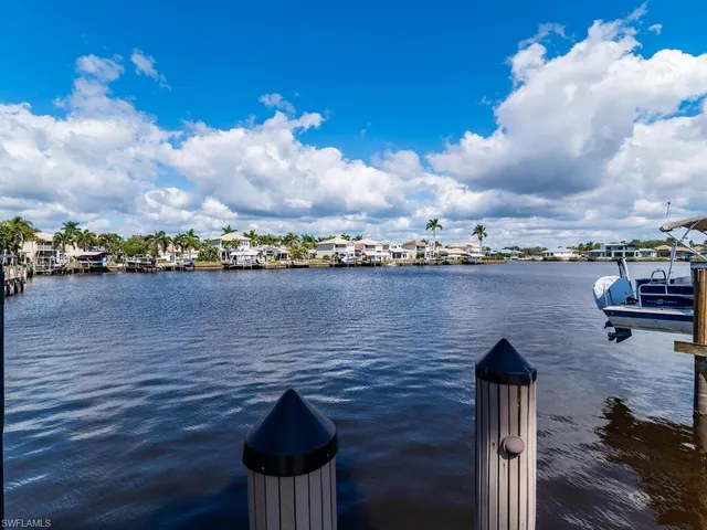 $889,000 | 111 Morning Star Cay, Naples, FL 34114